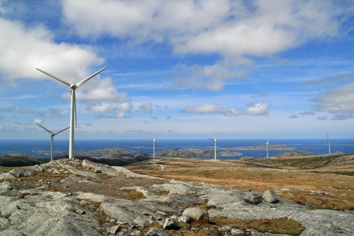 Roan kan bli en av Norges største vindkraftkommuner. Her fra Bessakerfjellet vindkraftverk. (Foto: Joar Hauknes)