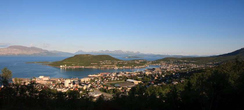 Utsikt over Harstad. Foto.